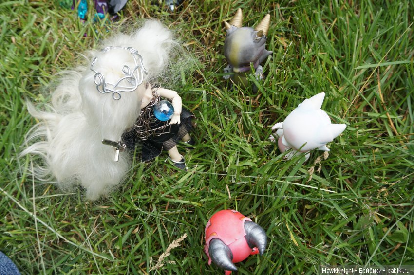 Архив ненужных снов. Глава 3. Драконы и никаких подземелий