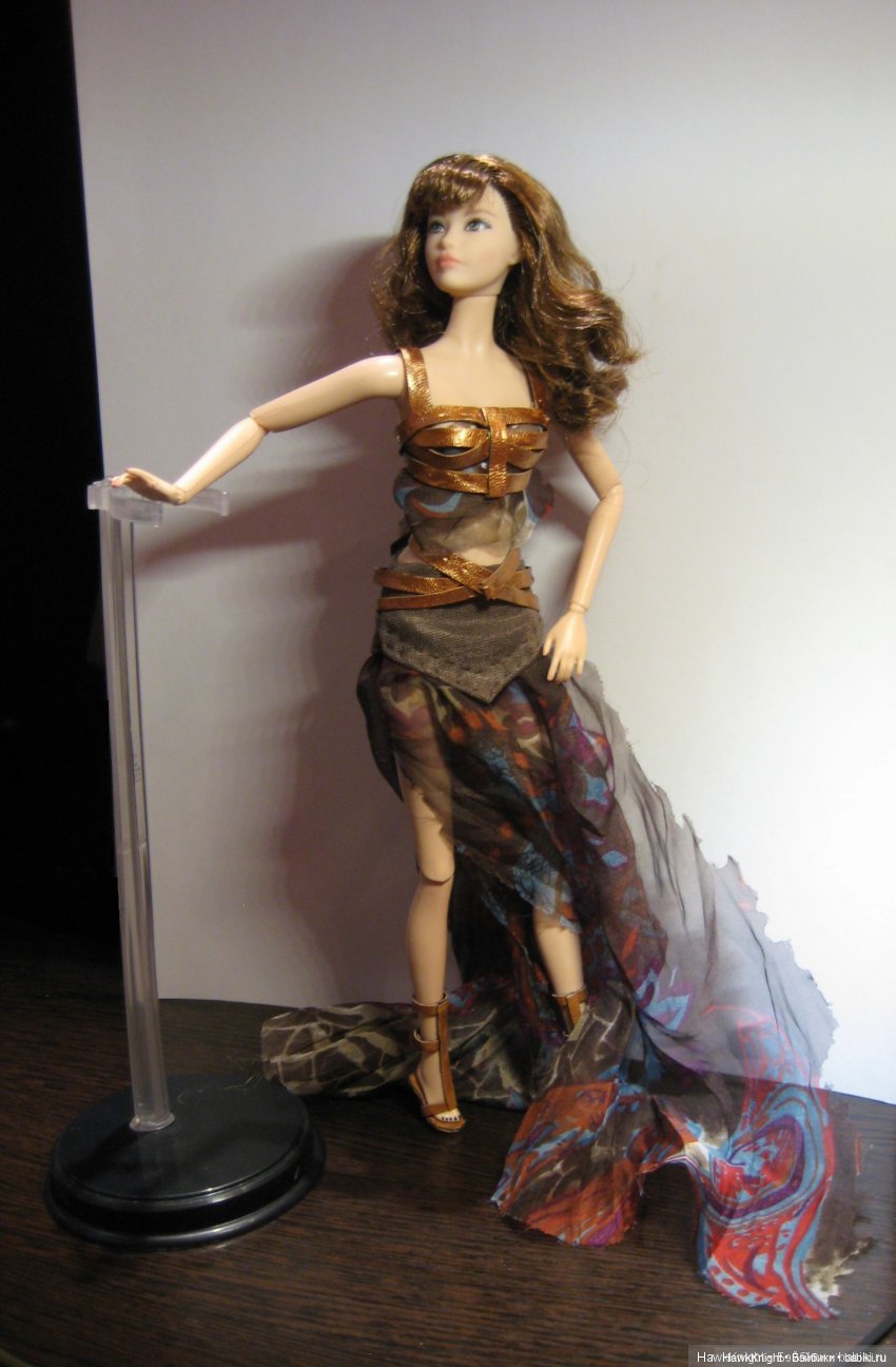 На 3 года назад, или в конце ноября