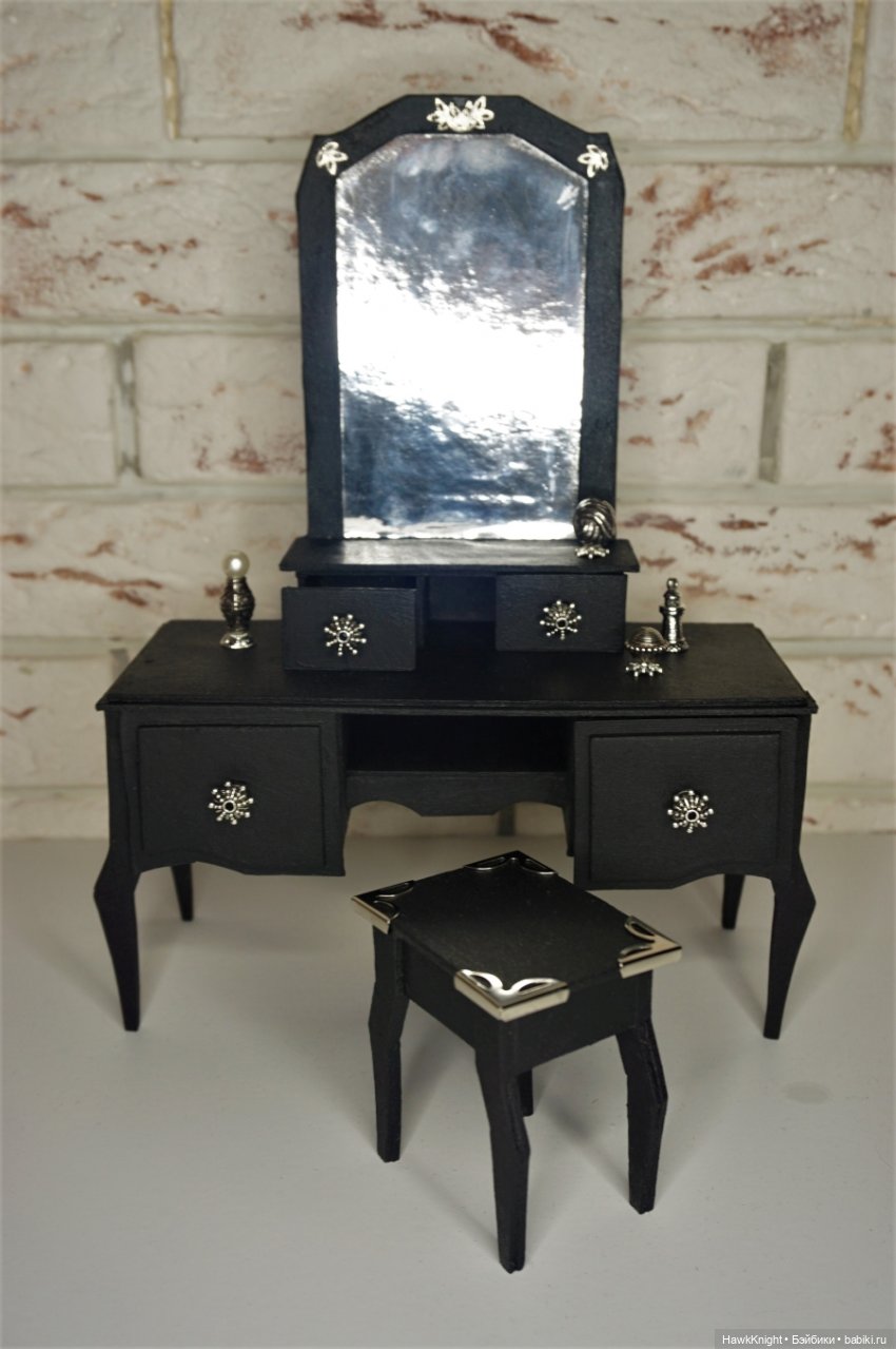 В любой непонятной ситуации делайте мебель