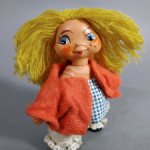 Кривоножка - виниловая куколка 70-80 годов. ГДР