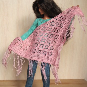 Ниточки ниточки, любимые ниточки. А я всё вяжу и вяжу