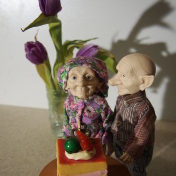 С 8 Марта, дорогие девочки!