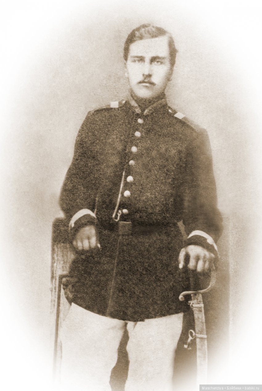 На фото мой прапрадед Удалинкин Петр Борисович 1848-1895 г. Это копия фотографии, оригинал. к сожалению сломан пополам. Зато цело паспасрту :&amp;quot;