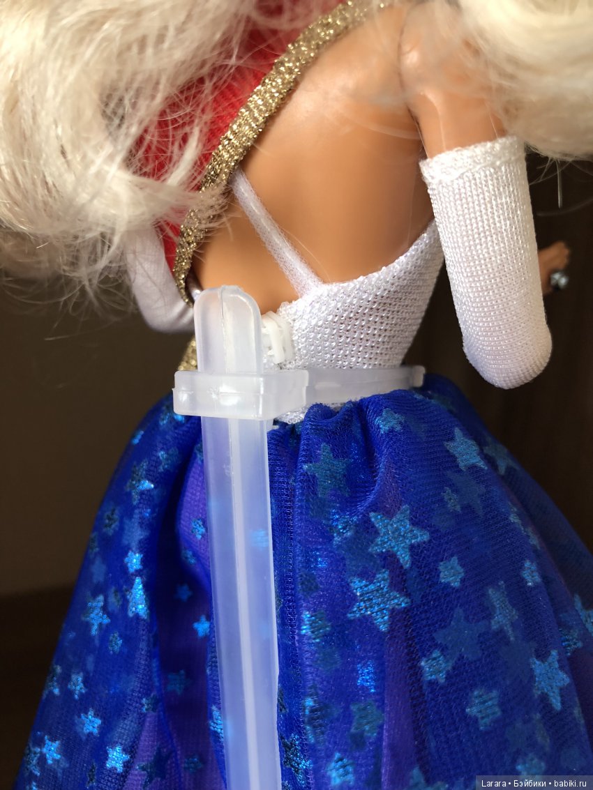 Стенды для кукол формата 1/6. Обзор, выбор лучшего (фото 5)