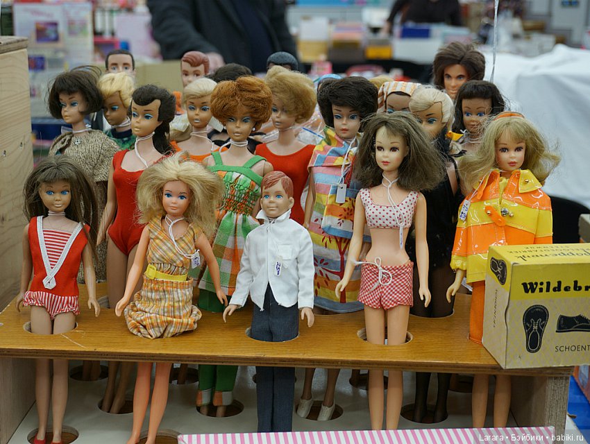 Кукольная конвенция в Гамбурге, посвященная 60-летию Barbie