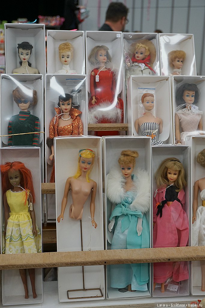 Кукольная конвенция в Гамбурге, посвященная 60-летию Barbie