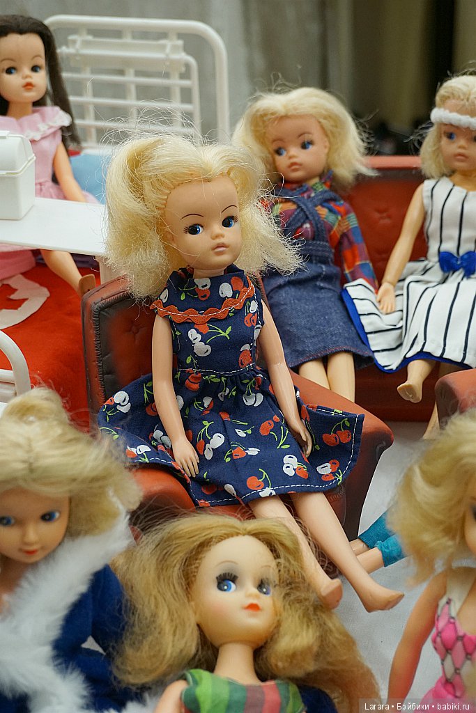 Кукольная конвенция в Гамбурге, посвященная 60-летию Barbie