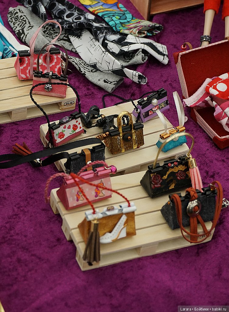 Кукольная конвенция в Гамбурге, посвященная 60-летию Barbie