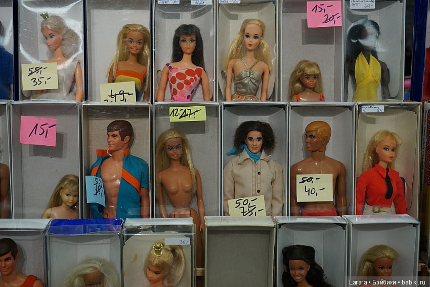 Кукольная конвенция в Гамбурге, посвященная 60-летию Barbie