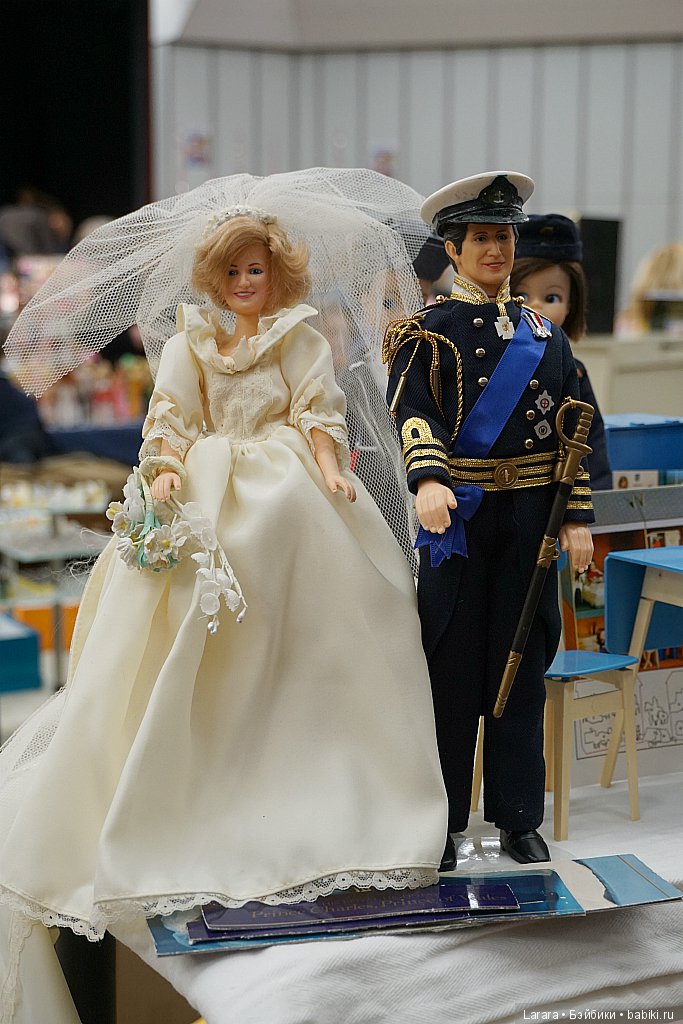 Кукольная конвенция в Гамбурге, посвященная 60-летию Barbie