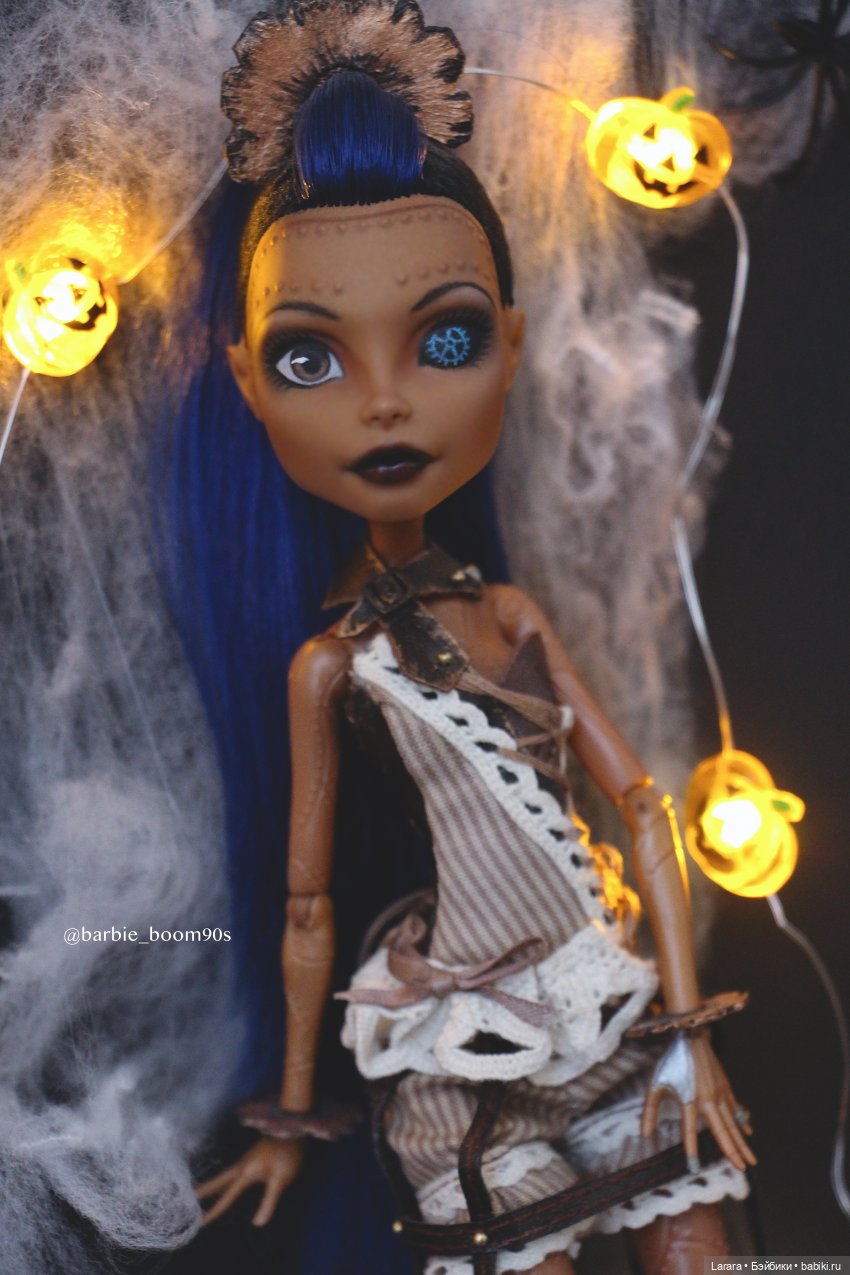 Сладость или гадость? Или моя первая Monster High