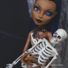 Сладость или гадость? Или моя первая Monster High