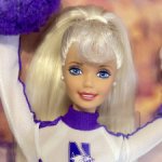 Девочка чирлидер / Northwestern  University Barbie