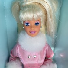 Нежная девочка / Winter Dazzle Barbie