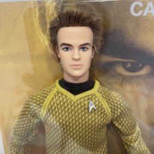 Шарнирный Капитан Кирк Кен / Ken as Captain Kirk Шарнирный Капитан Кирк Кен / Ken as Captain Kirk