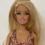 Barbie beach [X9598] / Ластоногая пляжница