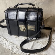 Сумка в металлической клетке - «переноска» для кукольных нужностей и кукол