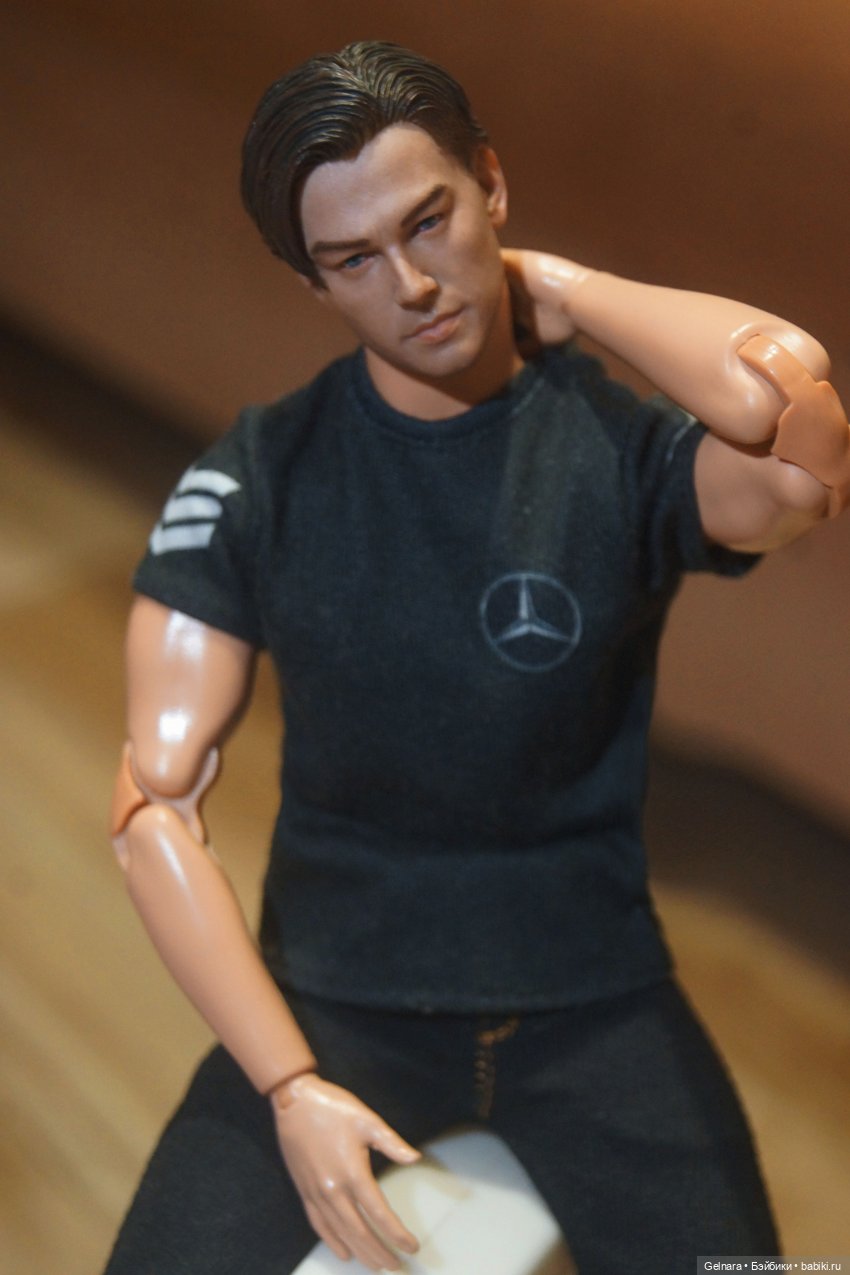 Коллекционные фигурки Hot Toys (Хот Тойс) 1:6: фото (фото 8)