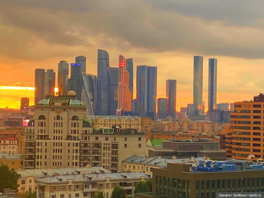 И снова,Москва — Кукольные фотоистории и сериалы: комиксы