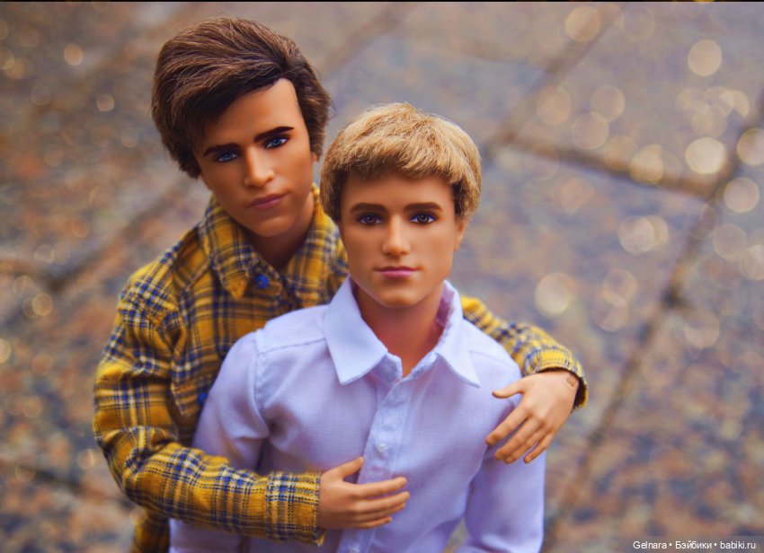 И снова,Москва — Кукольные фотоистории и сериалы: комиксы