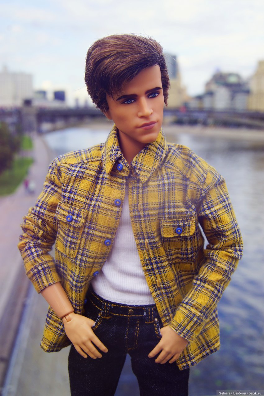 И снова,Москва — Кукольные фотоистории и сериалы: комиксы