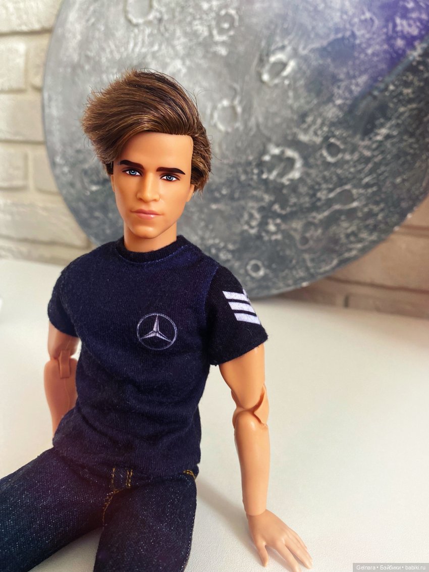 Я прекрасно умею появляться в нужный момент. А ещё у меня отличная причёска (фото 5)