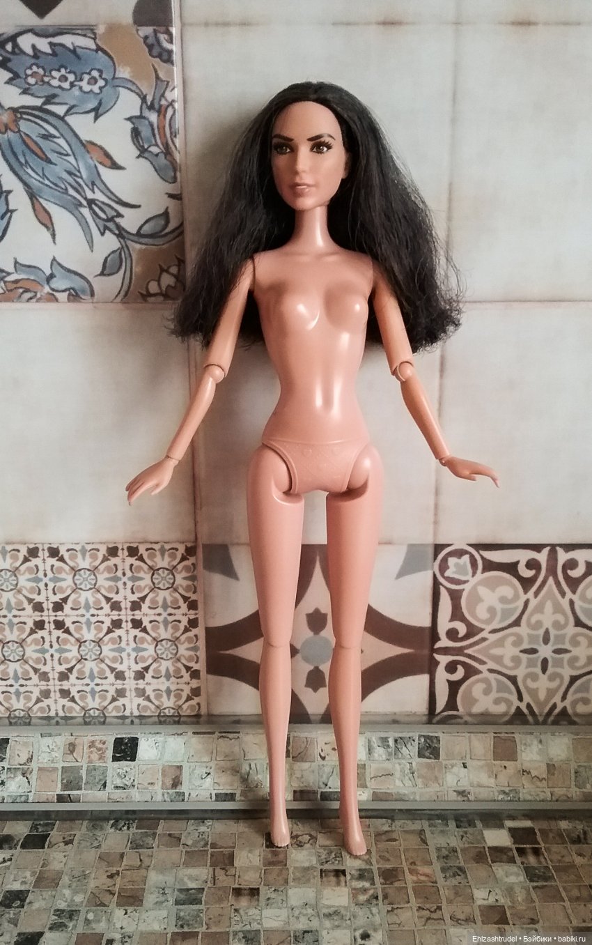 Диана на теле Demi Star