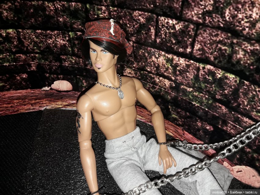 Вампирская сага-3, серия 27. Темница