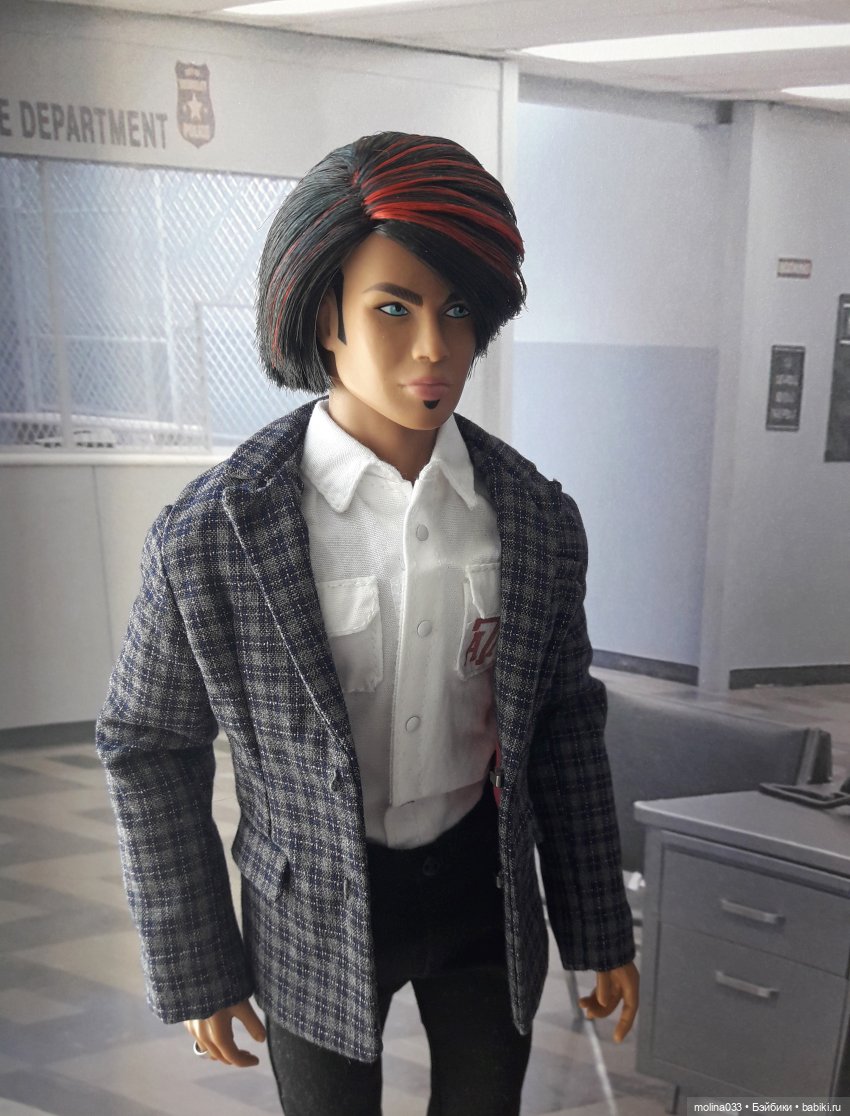 Вампирская сага-4, серия 10. В участке (фото 5)