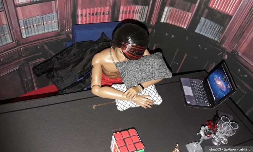 Вампирская сага-4, серия 16. После выставки