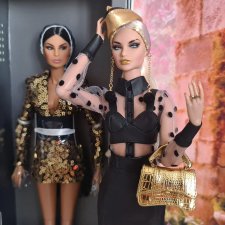 Алехандро. Сашка с луны