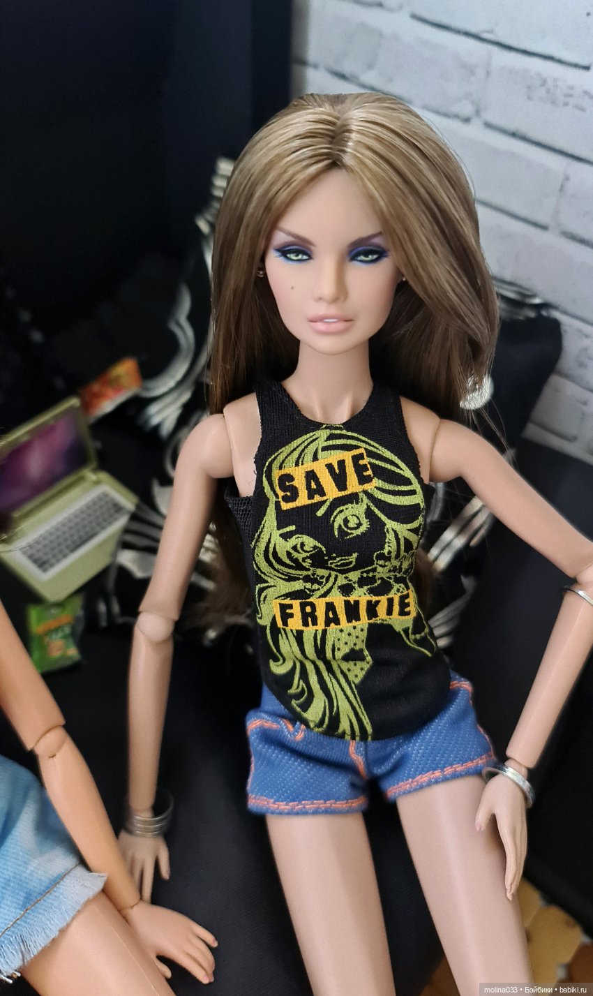 Вампирская сага-4, серия 31. Добрый дядя | Бэйбики Вампирская сага-4, серия 31. Добрый дядя (фото 8)