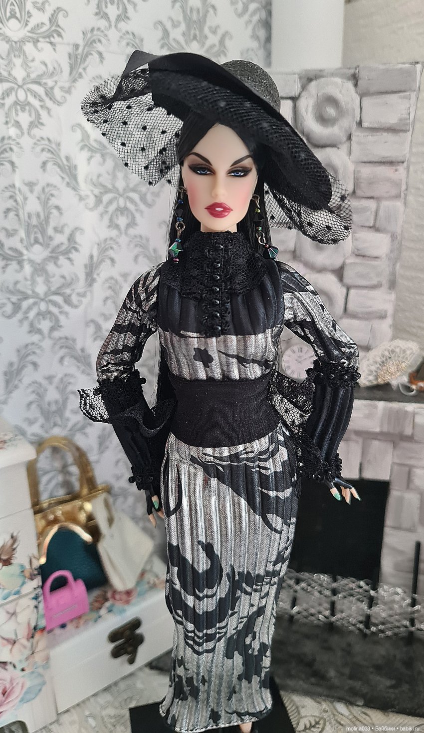 Гардероб Элвиры Валериус — Одежда и обувь для кукол своими руками: фото