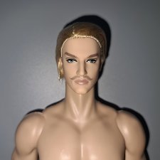 Адонис блондин из сета