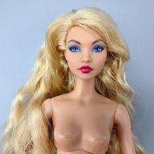 Андра Лукс на балетном теле