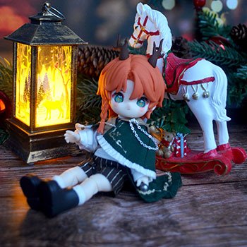 Олень под ёлочку