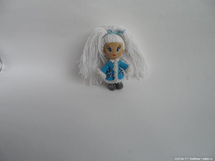 Зимушка-зима — Авторские вязаные куклы: интерьерные