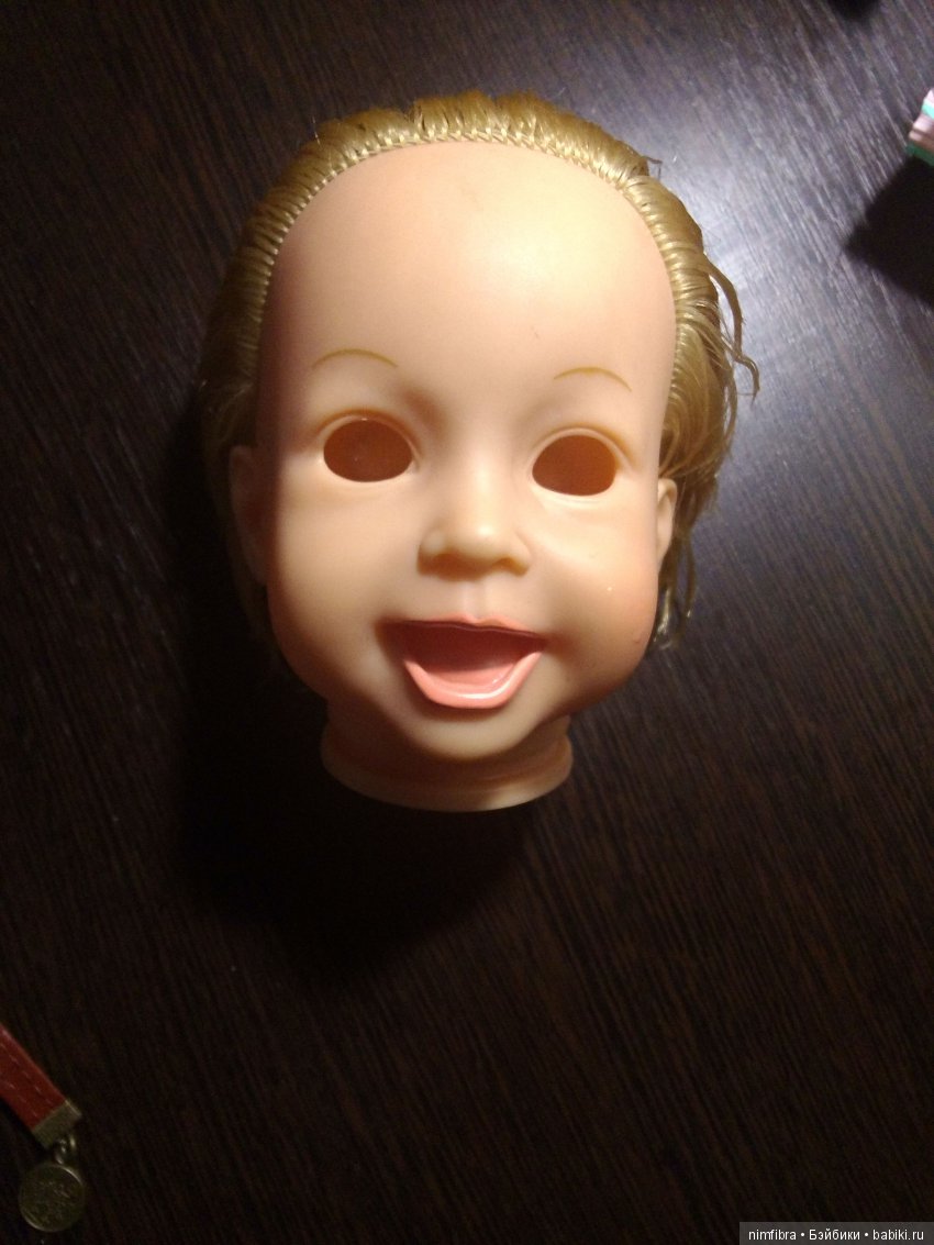 Отмытая и причесаная голова без глазок