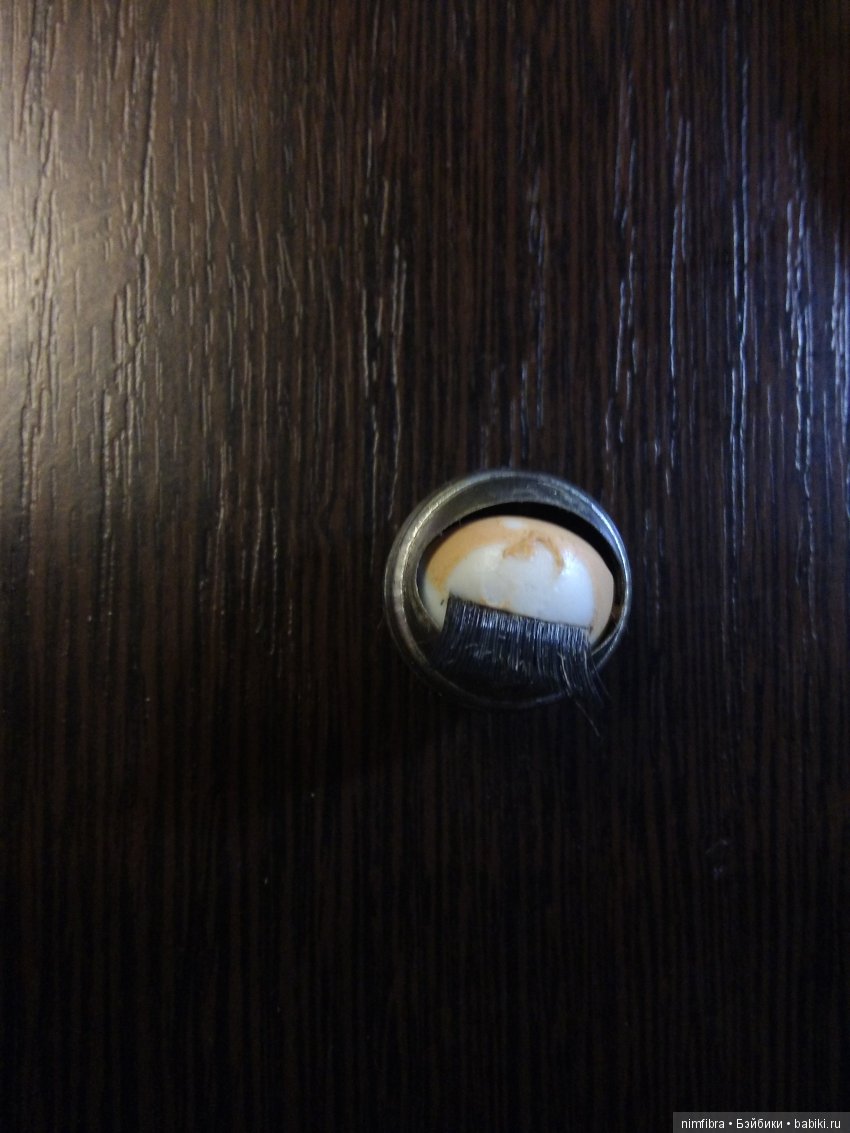 Грязный глазик