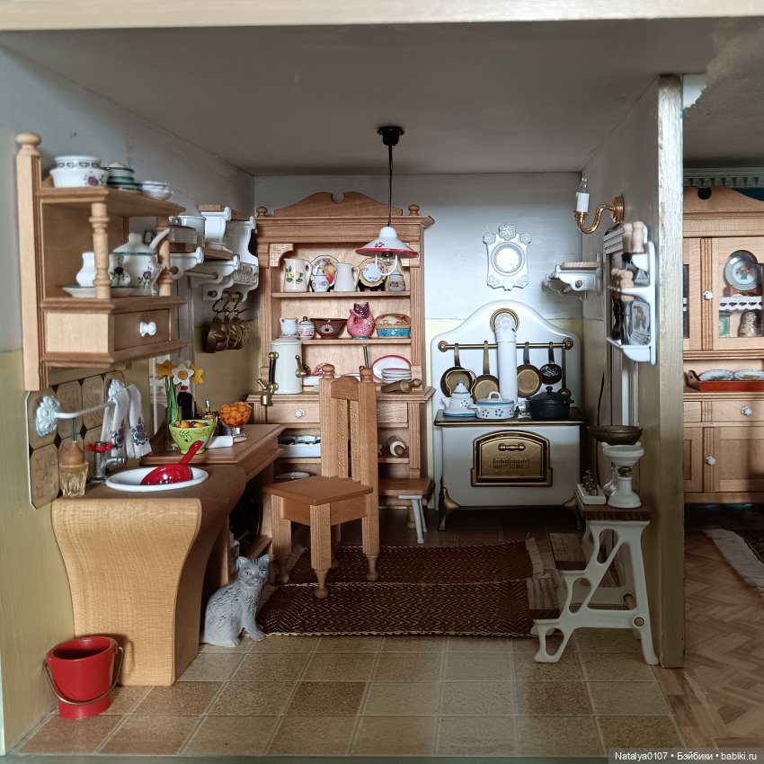 ‎Кукольный дом как коллекция миниатюры. Dora Kuhn. Часть 3-я