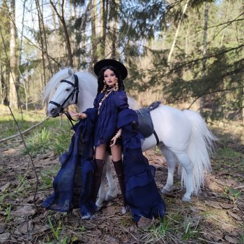 Райна цыганка гадалка и конь