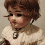 Антикварная кукла Kling