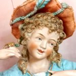 Статуэтка Девушка с букетом ( 1890г!)