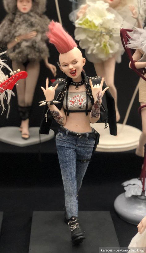 Обзор-шутка о выставке в Гостином дворе 2021 г