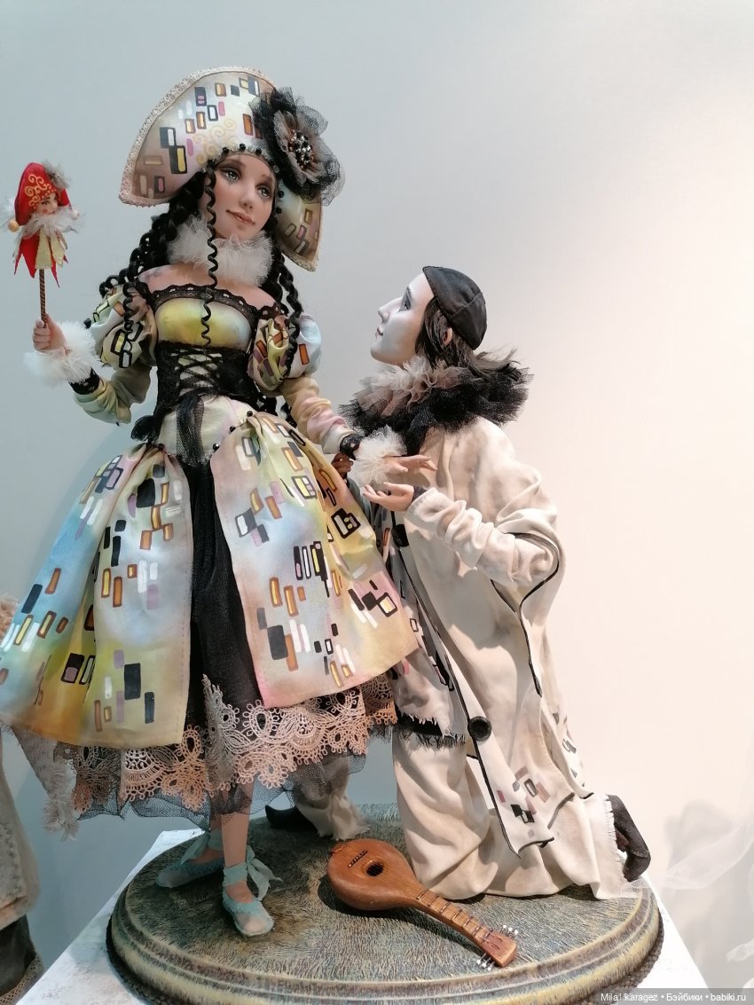 Обзор-шутка о выставке в Гостином дворе 2021 г