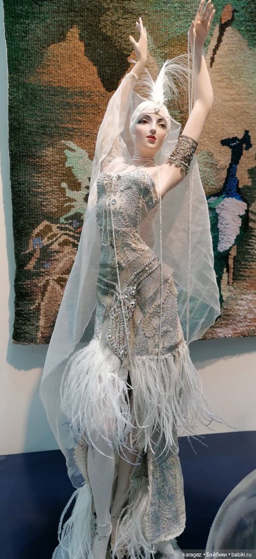 Обзор-шутка о выставке в Гостином дворе 2021 г