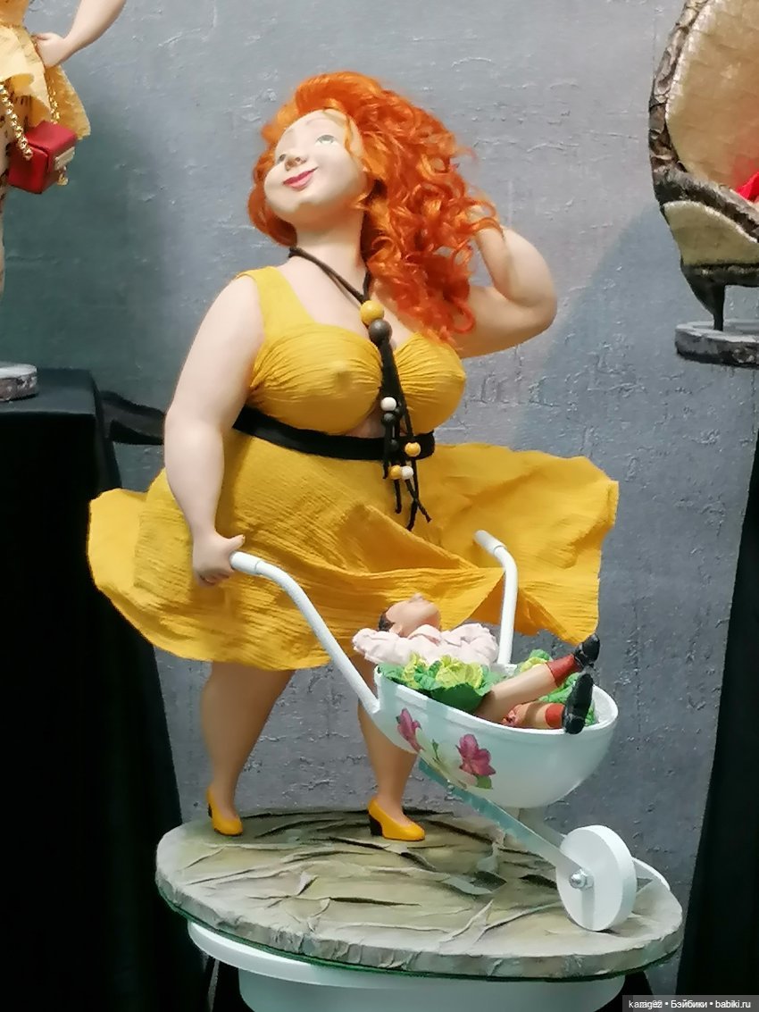 Обзор-шутка о выставке в Гостином дворе 2021 г