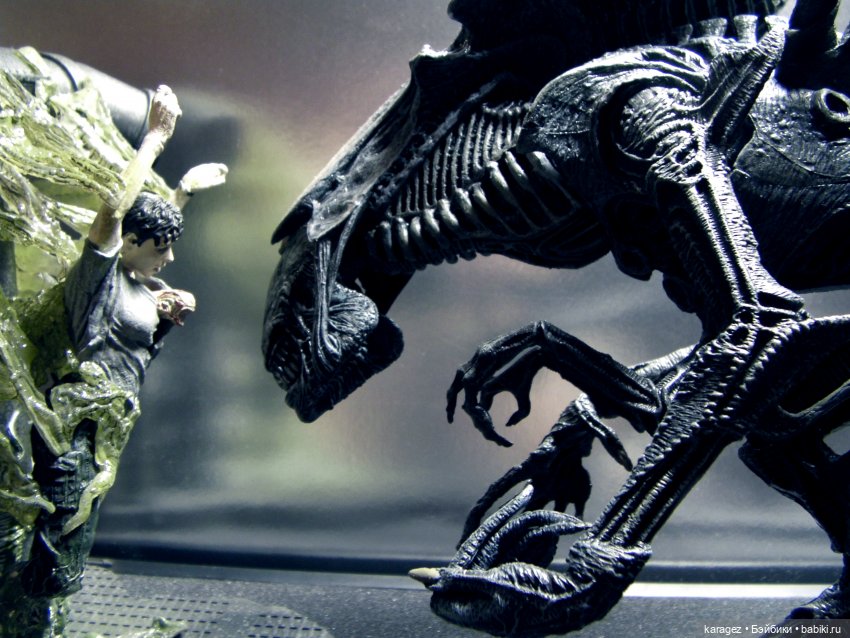 Коллекционная фигурка королевы монстров из фильма ALIENS (фото 10)