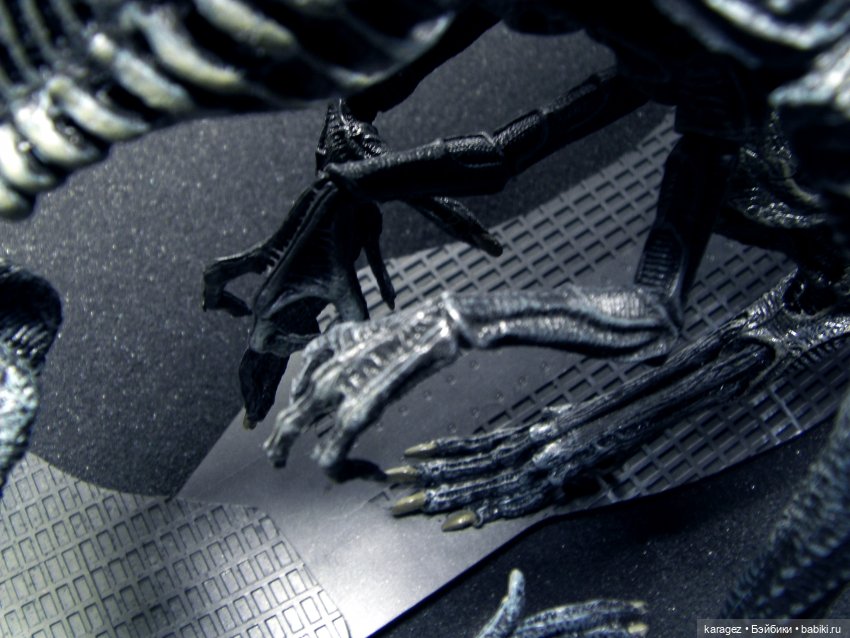 Коллекционная фигурка королевы монстров из фильма ALIENS