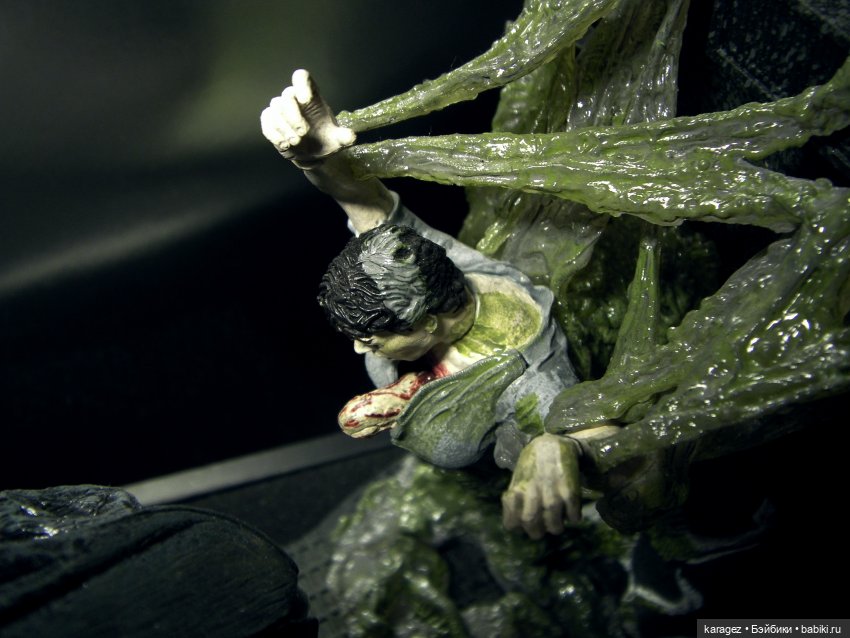 Коллекционная фигурка королевы монстров из фильма ALIENS